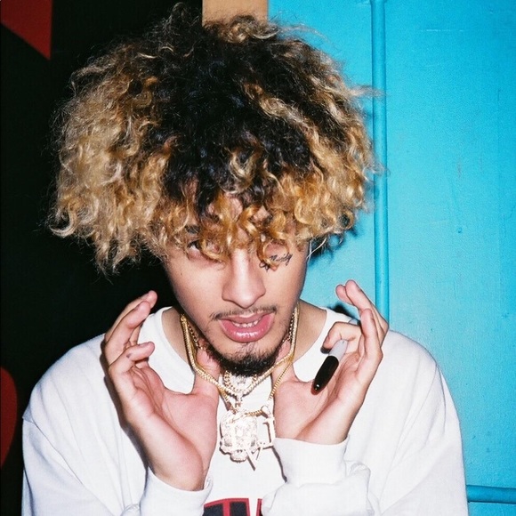 Meet your Posher, Daniel - Picture 1 of 1